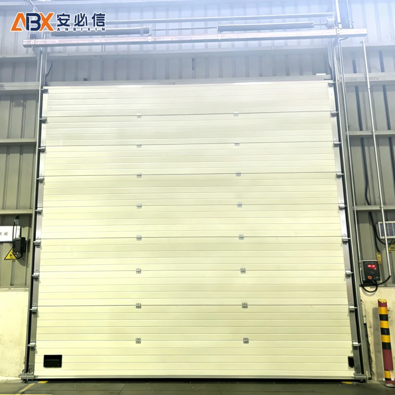新乡铝板滑升门